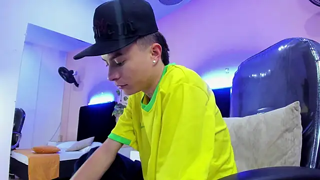 Nascary_Fox's cam snapshot