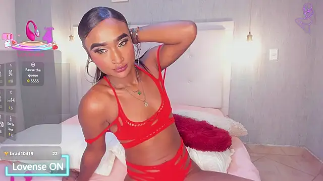 EsmeraldaNyx's cam snapshot