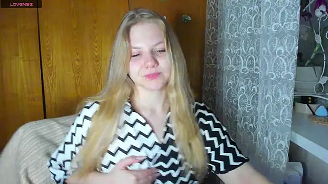 AlinaMors's cam snapshot