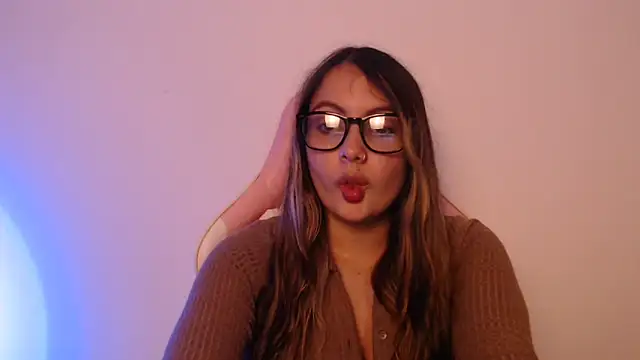 lalawhitte live sex cam