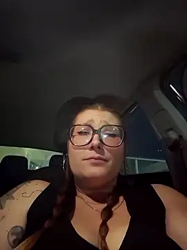 wildyoungNhorny's cam snapshot