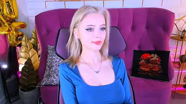 LeonaStane's cam snapshot