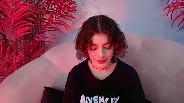 EvaHalsey's cam snapshot