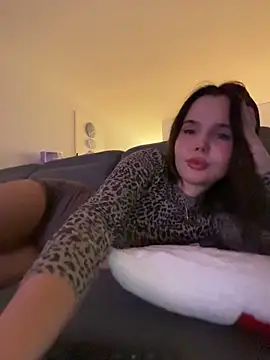 TheCinderella's cam snapshot