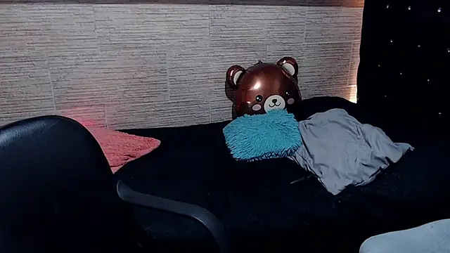 pretty_cristal69's cam snapshot