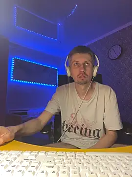 Aki-Laky live sex cam