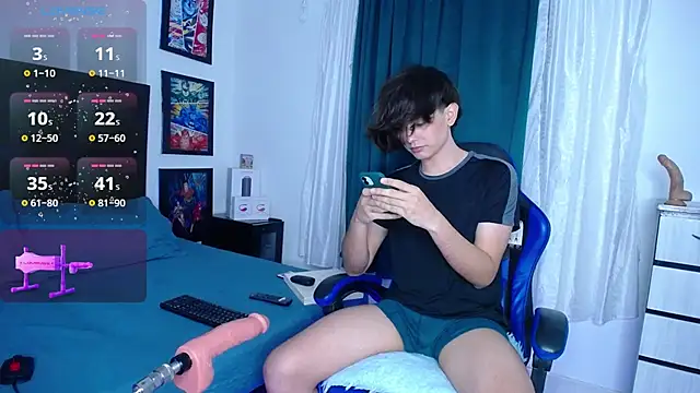 andyboy-'s cam snapshot