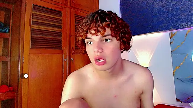 Skyee_angel's cam snapshot