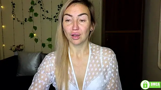 Kiss_julli88I's cam snapshot