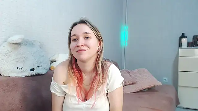 lovely_hayley's cam snapshot