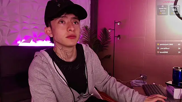 troy_rouge live sex cam