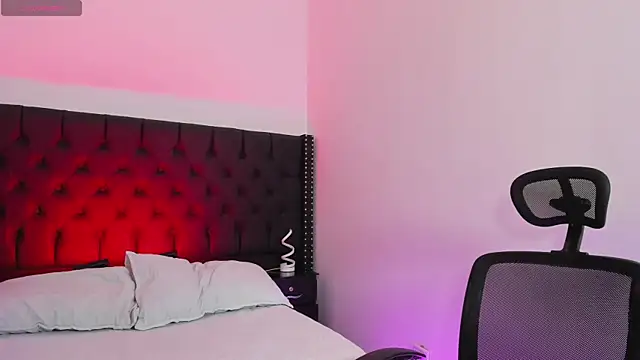 Melany_Luv's cam snapshot