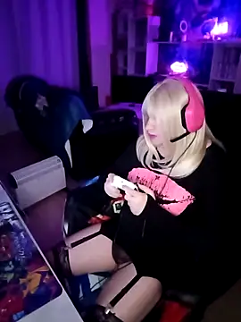 JulietteMaitresse live sex cam