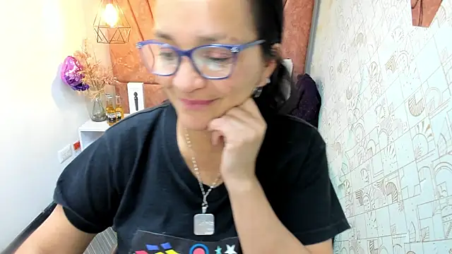 MarilynMiilf_'s cam snapshot