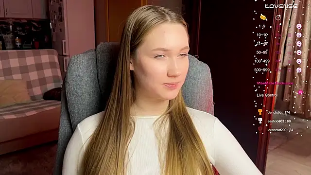 ChloeMillerMeow's cam snapshot