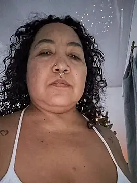 hotcougarxx live sex cam