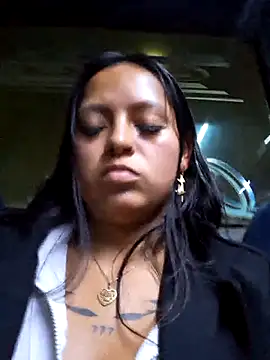 LunaHot_777 live sex cam