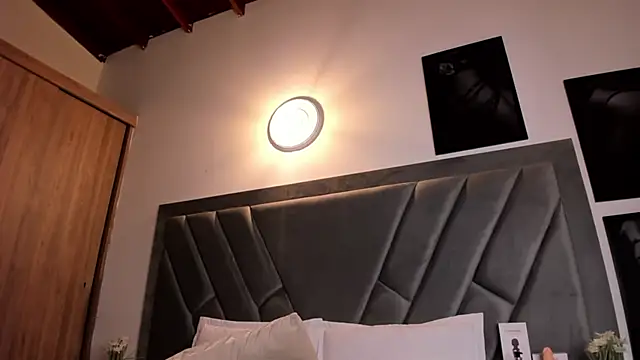 brenda_nova18's cam snapshot