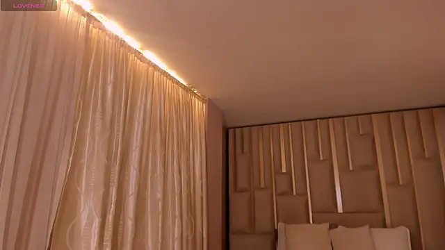 MaiaCollins's cam snapshot