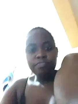 Sweetcecie01's web cam