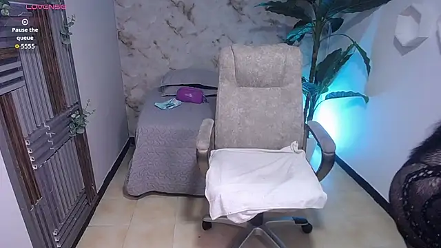 jennaa_milf_'s cam snapshot