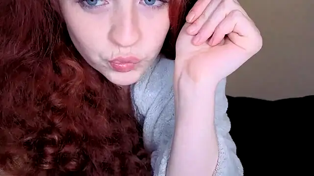 ENGLISHEMILY_69's cam snapshot