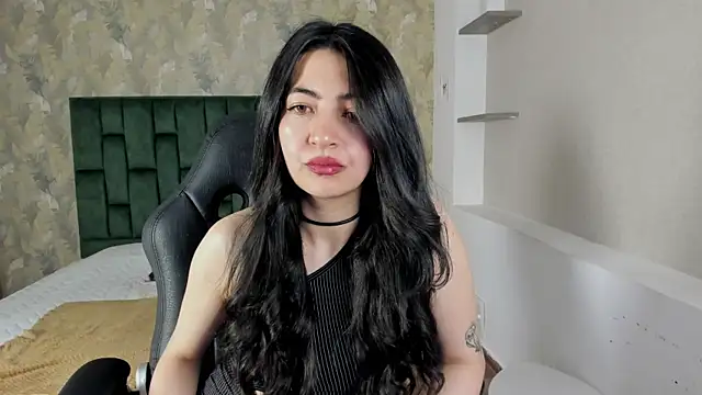 Saya_Amaretto1's cam snapshot