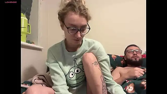 harleyblair's cam snapshot