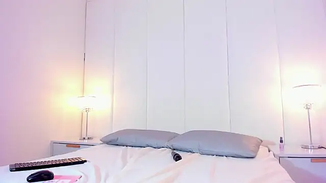 Krystin1's cam snapshot