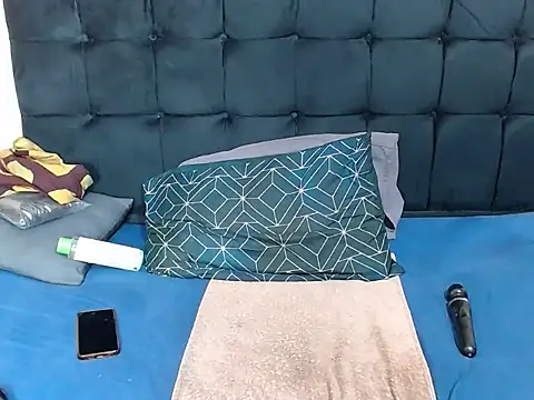 CaramelBootty's cam snapshot