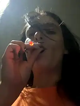 SafeinouterSpace's cam snapshot