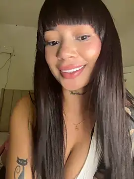 Roxanne_08 live sex cam