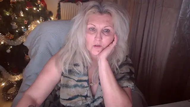 Divineblond's cam snapshot