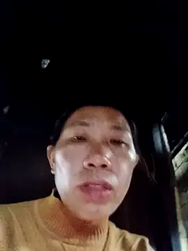 bella-la's cam snapshot