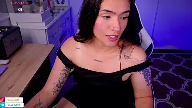 ImLui_lu's cam snapshot