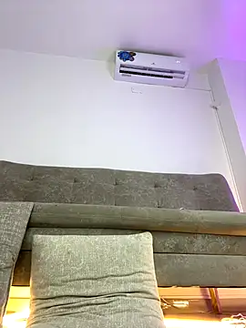 Julietalcl's cam snapshot