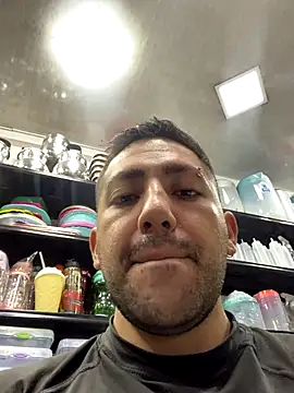 JuanZapata33 live sex cam