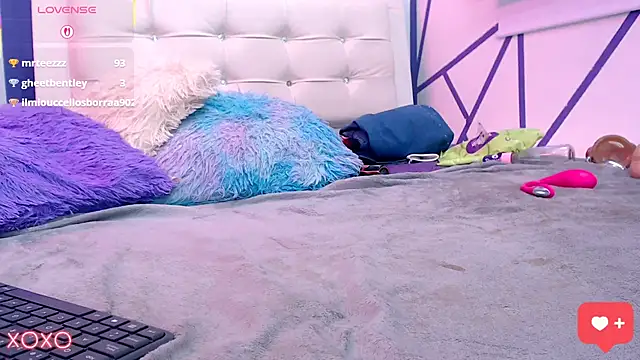 melody_toy's cam snapshot