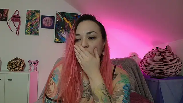 PinkHurricaneOfficial's cam snapshot