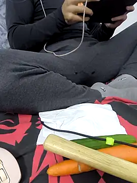 yazin19 live sex cam