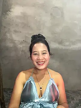 -Huong-99's cam snapshot