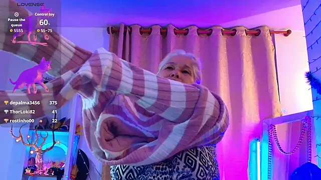 girl_amada's cam snapshot