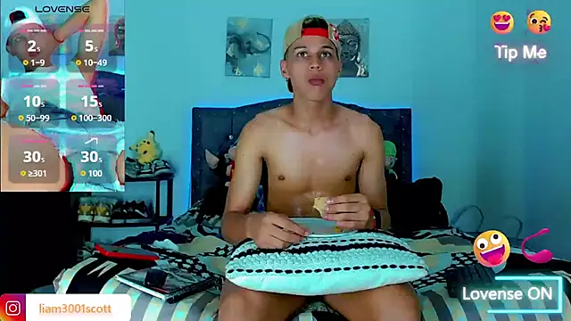 Liamscott_'s cam snapshot