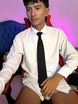 Leonarrrd_01's cam snapshot