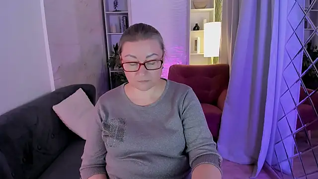 AlexandraKind live sex cam