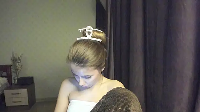 Aurora_Glow21 live sex cam