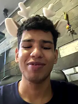 Santiago_Foxx's cam snapshot