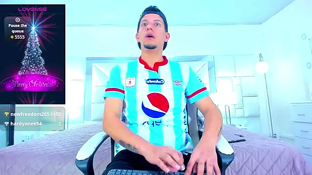 Sebastian_Smith__'s cam snapshot