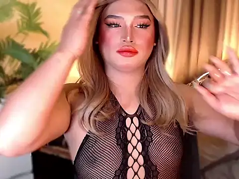 UrGoddess_Sofia live sex cam