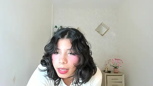 Dalia_coop's cam snapshot